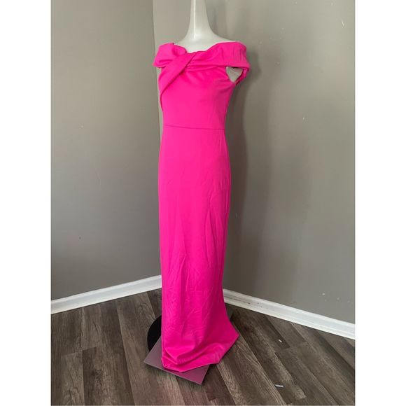 Black Halo Lilliana Draped Off-The-Shoulder Gown - Picture 4 of 7